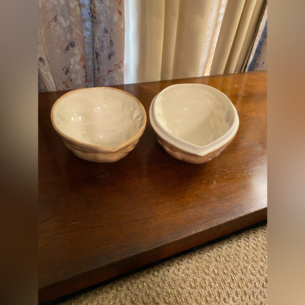 Decor - Picture 2 of 3